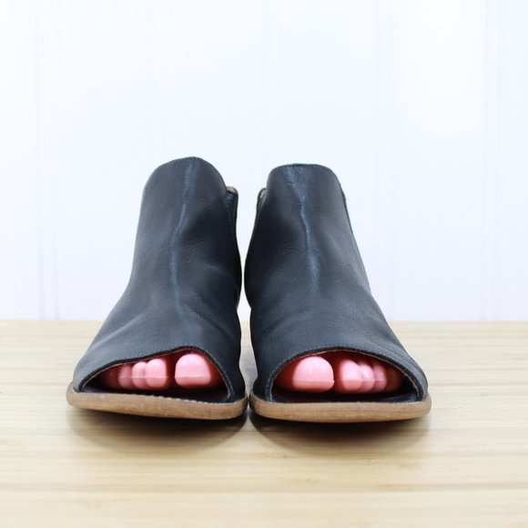 Musse & Cloud Ciara Black Leather Ankle Open Toe Booties Size 10 / 40 - Picture 4 of 9